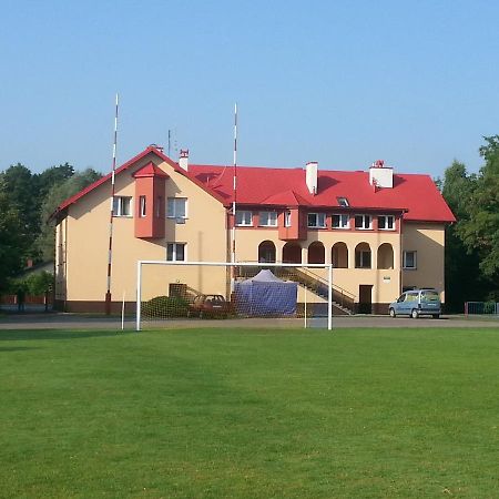 Osrodek Sportowo Wypoczynkowy Pustynia Hostel Dębica Exterior foto