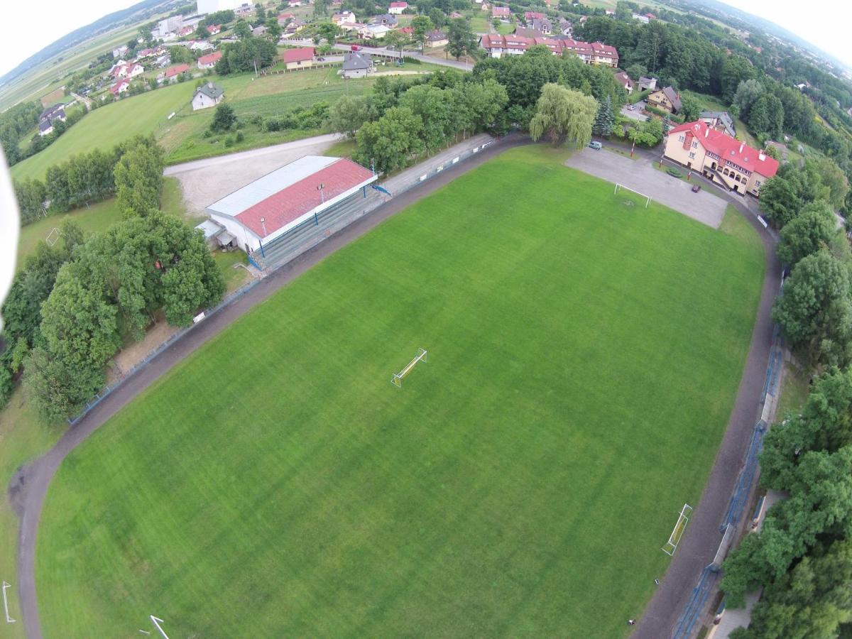 Osrodek Sportowo Wypoczynkowy Pustynia Hostel Dębica Exterior foto
